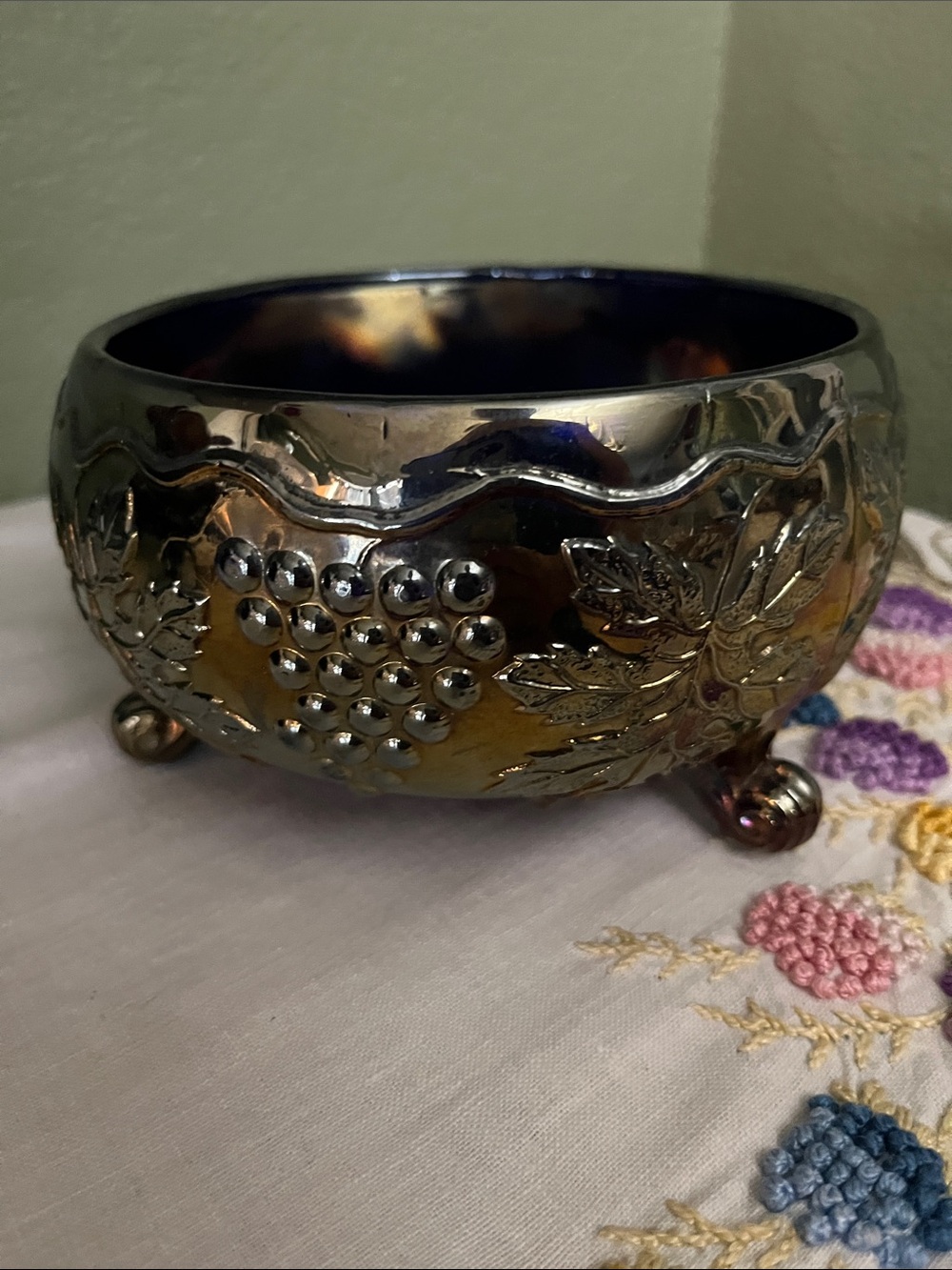 Imperial Glass Cobalt Blue Carnival Glass Grape & Cable Centerpiece Bowl Footed